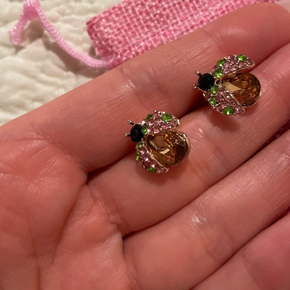 ⚡️$1 when bundled NEW Ladybug Earrings - Picture 2 of 6